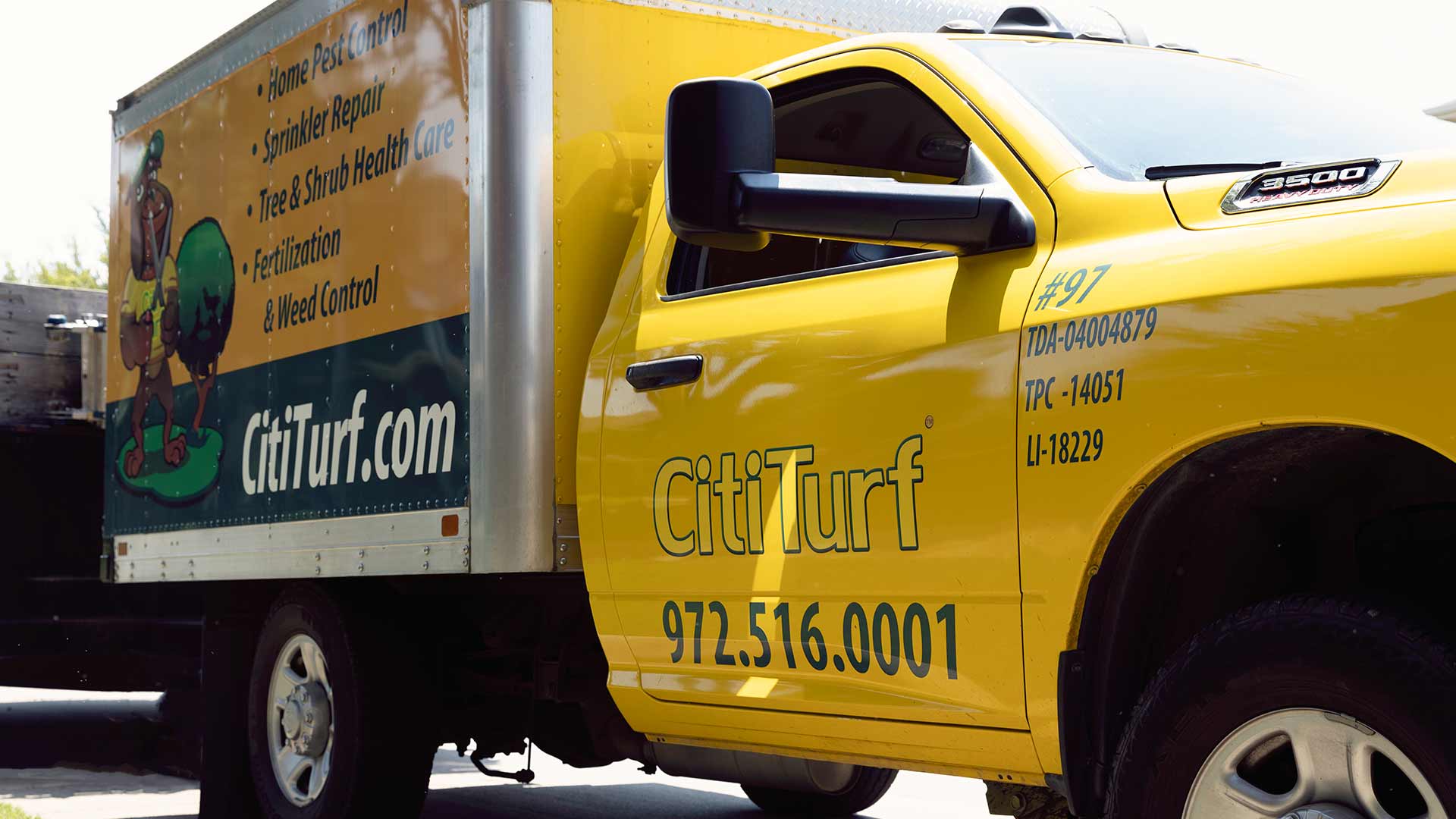 CitiTurf service truck at a property in Wylie, TX.