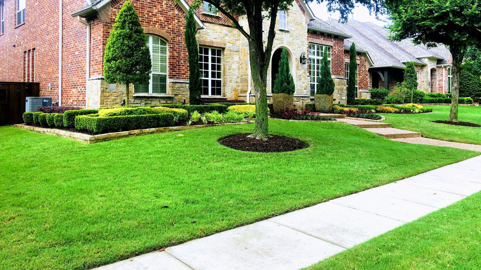What Is a Fall Cleanup & What Does It Entail?